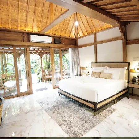 Karenina Agung Resort Semarang