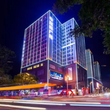 Pingliang Xida Holiday Hotel (South Gate Night Market Liuhu Park)