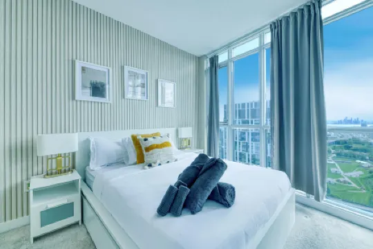 RivetStays - The Parade 2