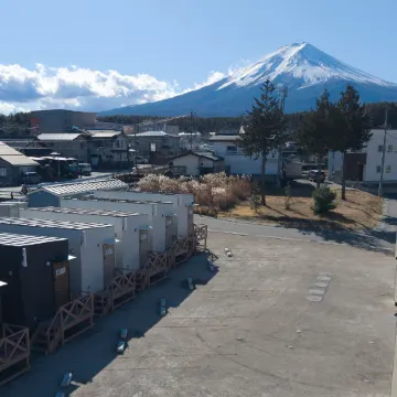 Solana Smart INN Fuji Kawaguchiko Отели рядом с достопримечательностью «Железнодорожная станция Фудзисан»