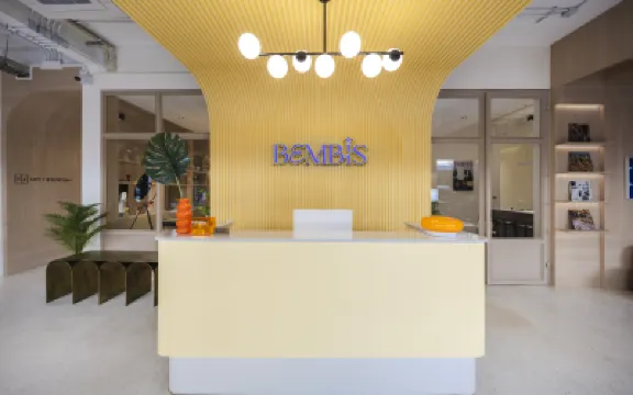 Bembis Hotel アイコンサイアム周辺のホテル