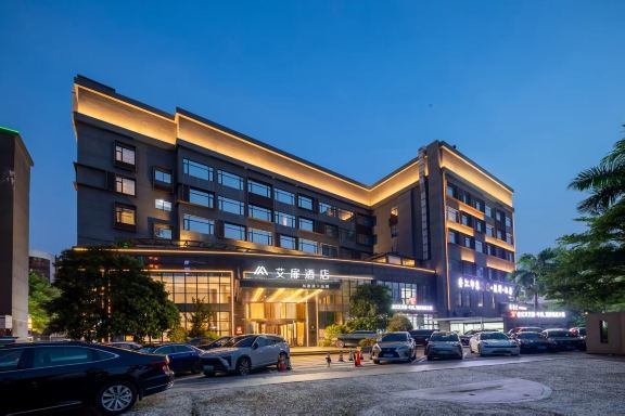 Aifeel Hotel (Zhuhai Gongbei Port）