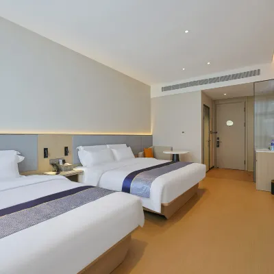 Hunchun Yuefu Hotel (High Speed Railway Station International Passenger Terminal) Hotels near Hunchun Railway Station