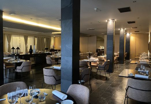 파라도르 데 라 세우 뒤그렐