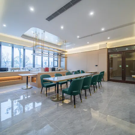 Homeinn Ripple Hotel (Bengbu Wuhe Economic Development Zone Neighborhood Center)