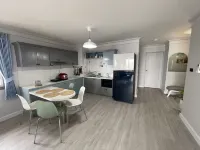 Sea View Condo Cozy & Charming Si Racha
