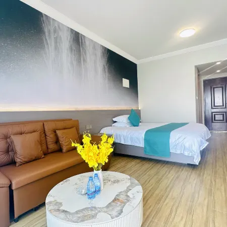 Nice Yunjing Surf Homestay (Yangxi Shapa Rongsheng Yuhai Bay)