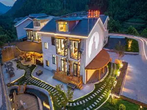 Uphill Pushe homestay