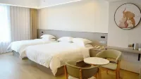 Fengshun Penghu Hotel (Fengliang Town Fengliang Leaning Tower)