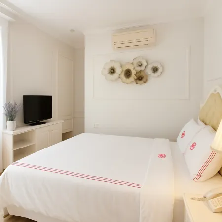 HANZ Kieu Anh Hotel Отели рядом с достопримечательностью «Перекресток Со»