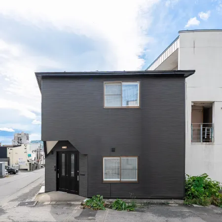 THE EXSTRA otaru family house