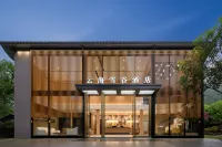 Yunhai Xuegu Hot Spring Hotel