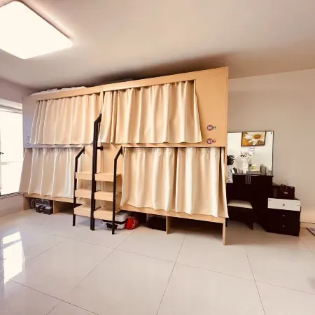 Xinjiu Female Only Hostel