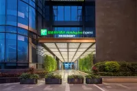 Zhangzhou Zhangpu Smart Holiday Hotel