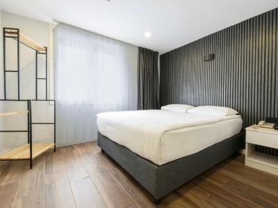 Legend Tulip Hotel