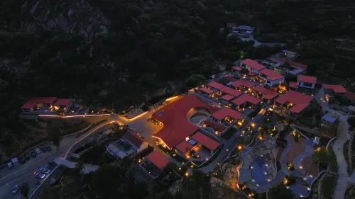 Mengjian Yanyu wellness Retreat