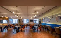 Kyriad Hotel (Tengchong East Lake Park Branch) - พร้อมอาหารเช้า