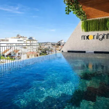 MOONLIGHT BOUTIQUE HOTEL