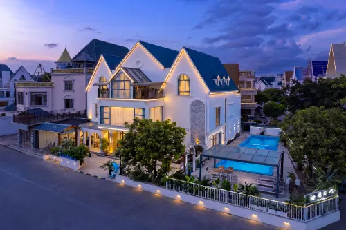 โรงแรมไดอารี่ของไห่จู้ - สระว่ายน้ำส่วนตัว