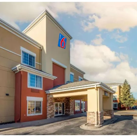 Motel 6 Suites Minneapolis Airport Eagan North MN
