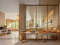 GUILIN CENTRAL PALACE HOTEL Hotels near Xiaodongjiang River