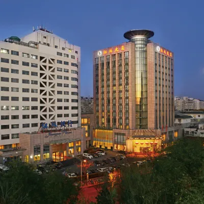 Jiangsu Plaza Hotels near Wudaoying Hutong