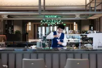 โรงแรมจินเฮิงนาราดา หรูตง - ที่มีบาร์