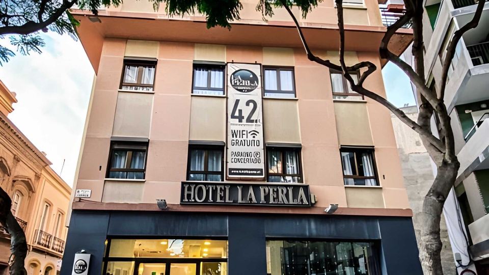 HOTEL LA PERLA