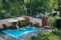 Villa Mirador Courtyard Hot Spring Lodge (located in the Qingcheng Mountain scenic area) - Pools