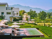THE SIXTH SEASON VACATION MANOR - Luxury