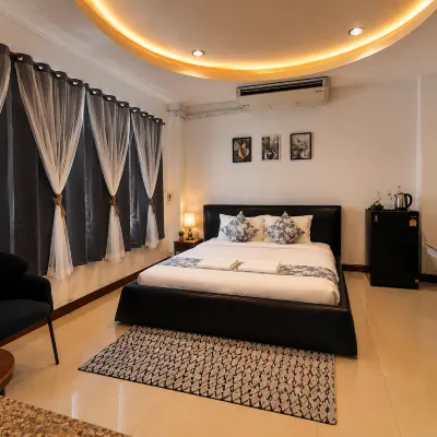 Ree Riverside Hotel Hotels near BTS-Wutthakat