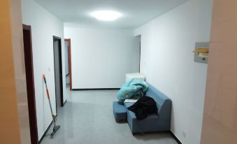 Baoding Yizu Homestay (Datang Shengyuan Branch)