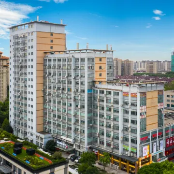 QX Chinese-style Hotel (Haining Intime City)