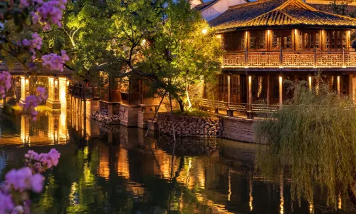 Puyuan Fashion Resort-Themed B&B