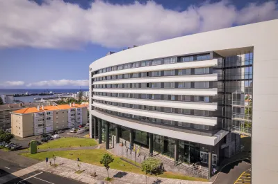 The Lince Azores Отели рядом с достопримечательностью «Nucleo de Santa Bárbara do Museu Carlos Machado»