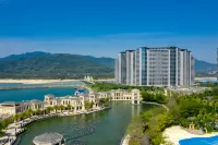 The sea Hotel.