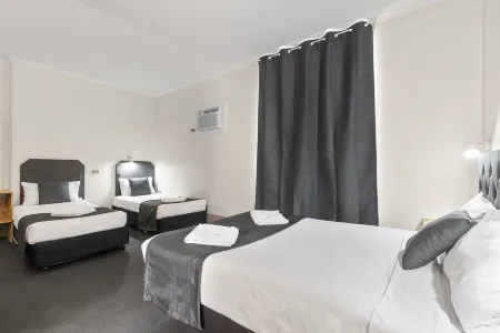 Adelaide Paringa Отели рядом с достопримечательностью «Аделаида Ботаник Гарден»