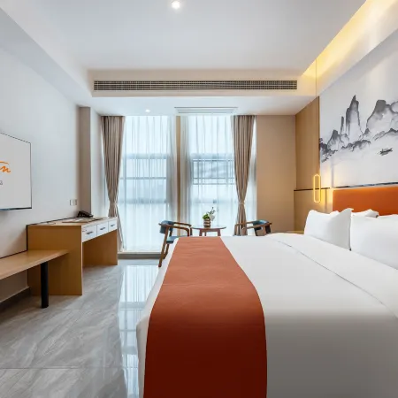 Huaizhou Suiton by Paxton Hotel (Jintang Huaikou Cheng'a Industrial Park)