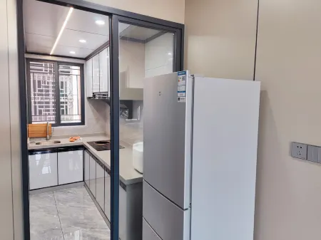 Haishi Yulou Homestay (Bai'an Beach)