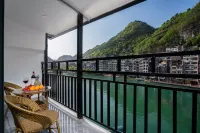 Zhenyuan Fengting Waterfront Hotel