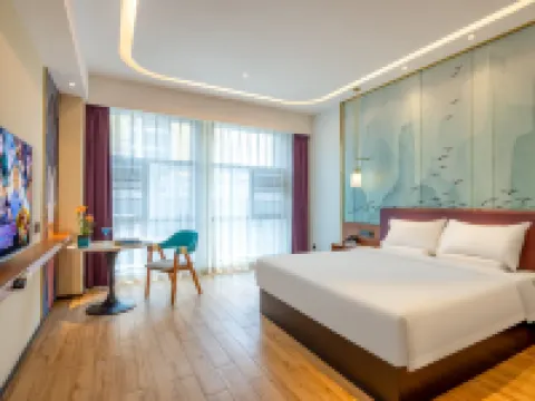 Ibis Styles Hotel (Ruili Jiegao Border Trade Zone Branch) Hotels in Ruili