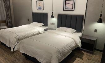 Ulanhot Qingya Shuihui Hotel