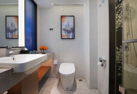 햄튼 바이 힐튼 조식