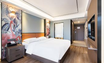 MMH• Qingshe Hotel (Chongqing Happy Valley Metro Station Branch)