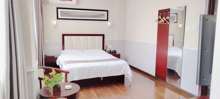 Home Inn Huaxuan Hotel (Macheng North Ring Road Branch) Hotel a Macheng