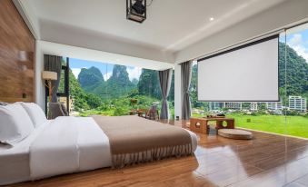 1Q84 Tree HostelYangshuo 1Q84 Yijia Homestay (Songcheng Qiangu Scenery District Branch)