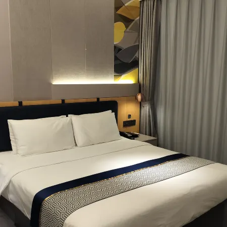 Homeinn Selected Hotel (Qiqihar Longhua Road Dashang Xinmate)