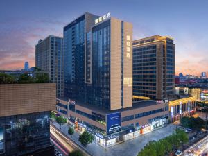 Pulun Hotel (Shaoxing Keqiao Yintai Branch)