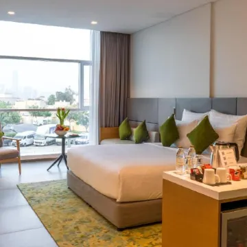 Al Khoory Courtyard Hotel Отели рядом с достопримечательностью «Офис компании Nestlé в ОАЭ»