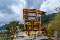 Dawn's Conjecture Wisdom B&B Hotels in Shennongjia